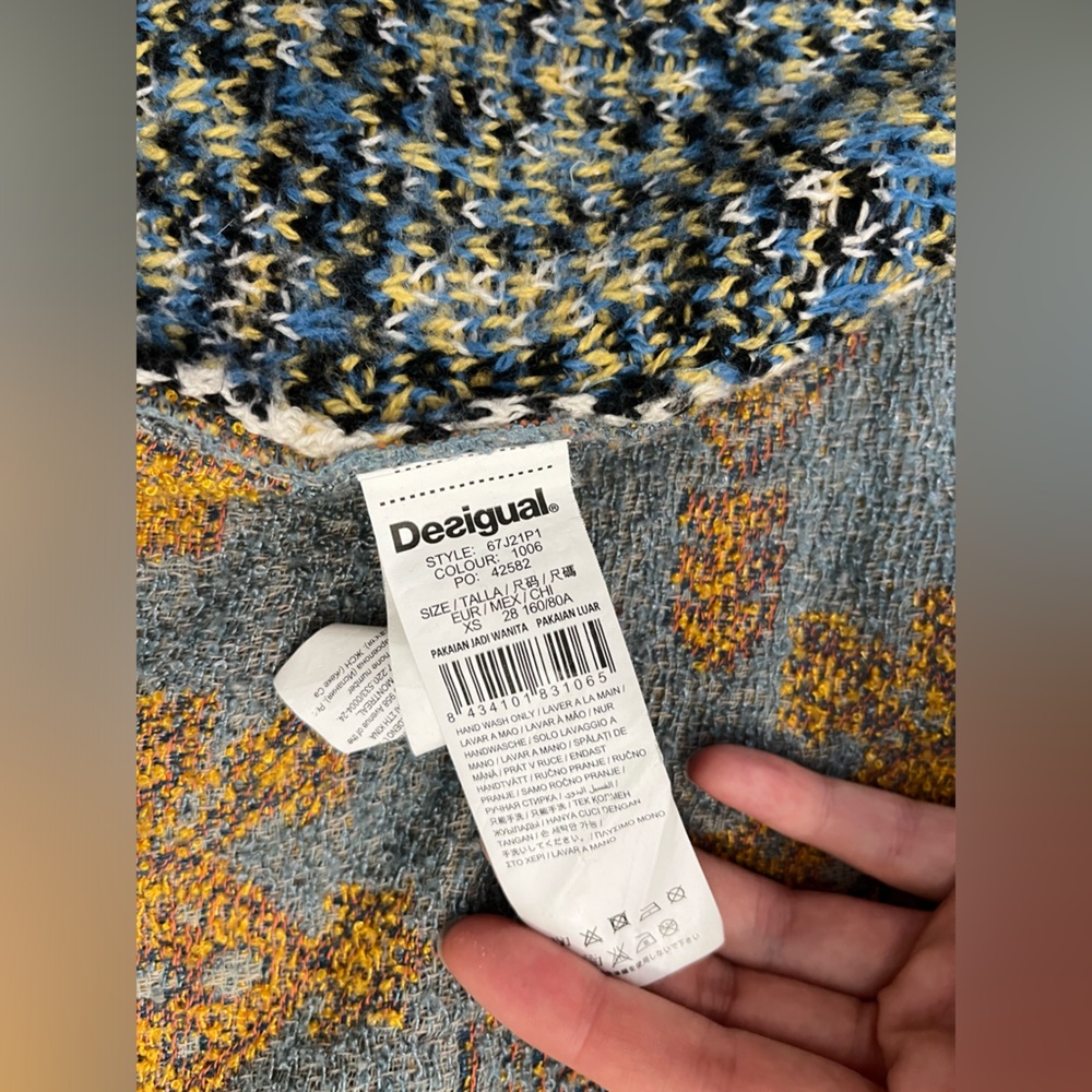 Desigual Jers Aldara Cape Cardigan Sweater with bohemian geometric print - Picture 3 of 4